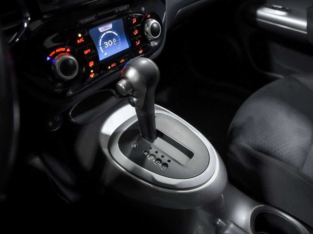 Nissan Juke, 2012 - Фото №9