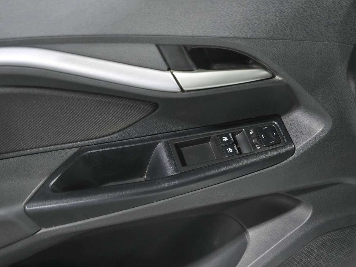 Lada (ВАЗ) Vesta, 2019 - Фото №11