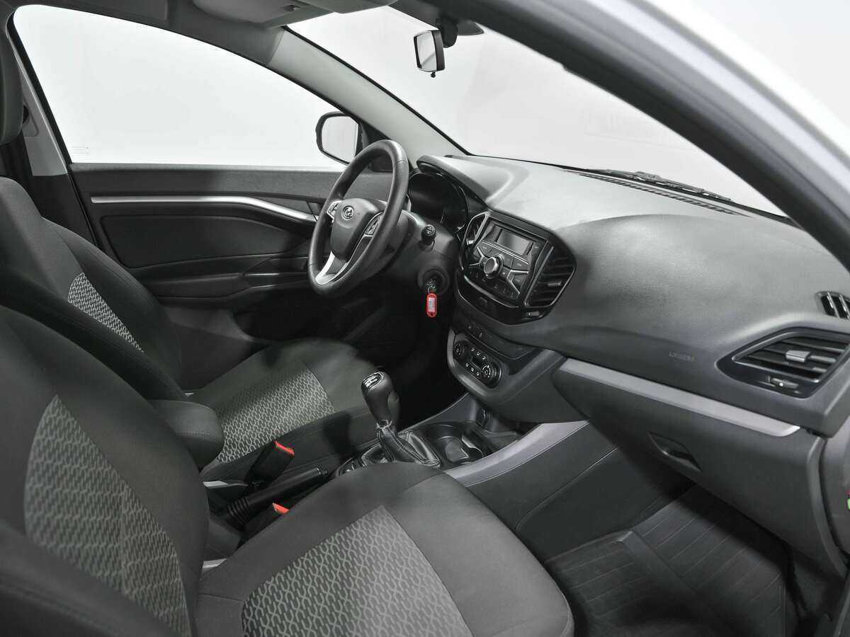 Lada (ВАЗ) Vesta, 2019 - Фото №13