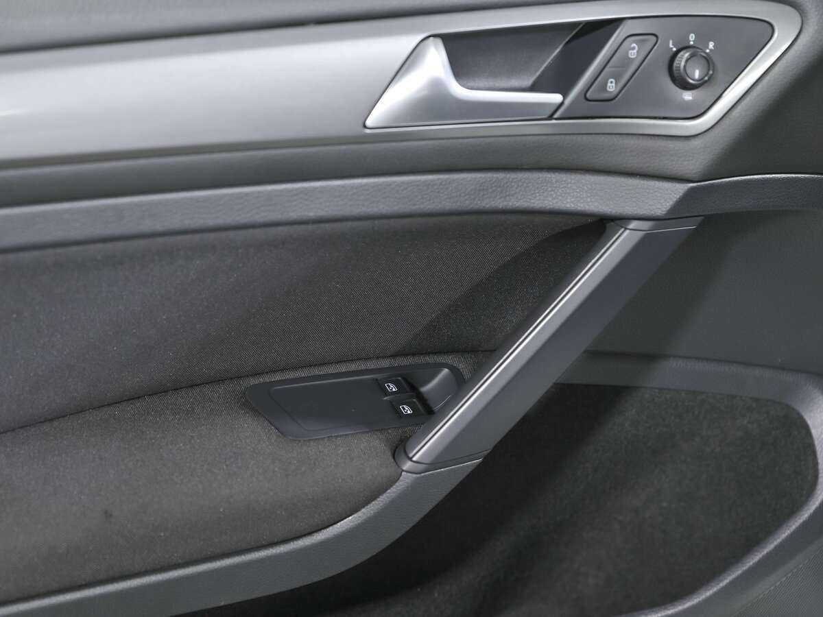 Volkswagen Golf, 2013 - Фото №11