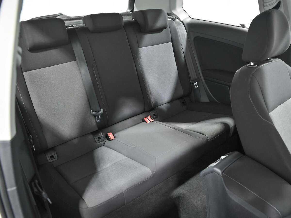 Volkswagen Golf, 2013 - Фото №13