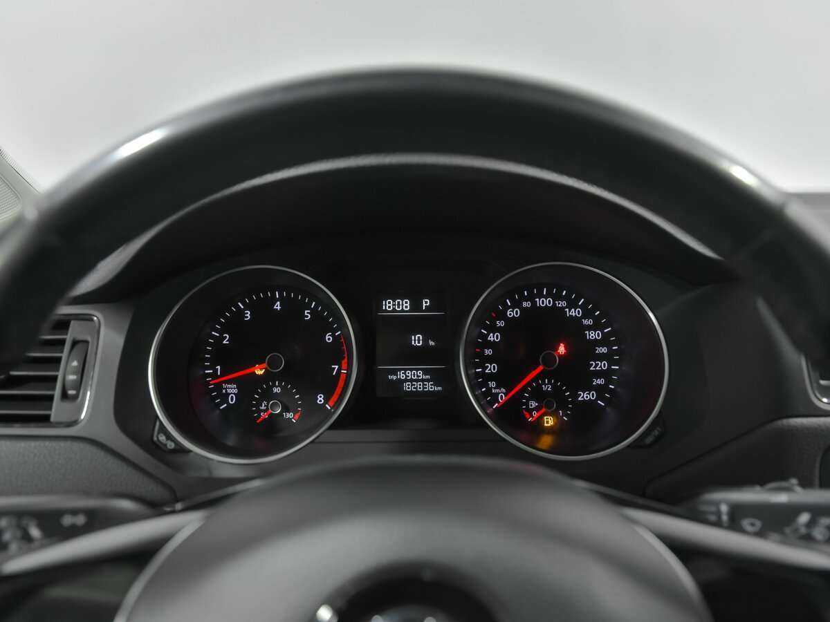 Volkswagen Jetta, 2016 - Фото №4