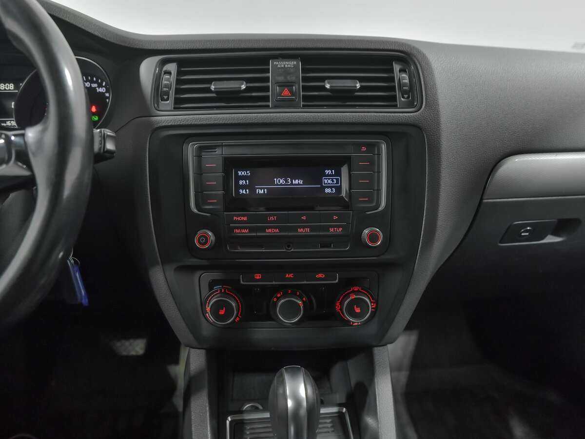 Volkswagen Jetta, 2016 - Фото №6