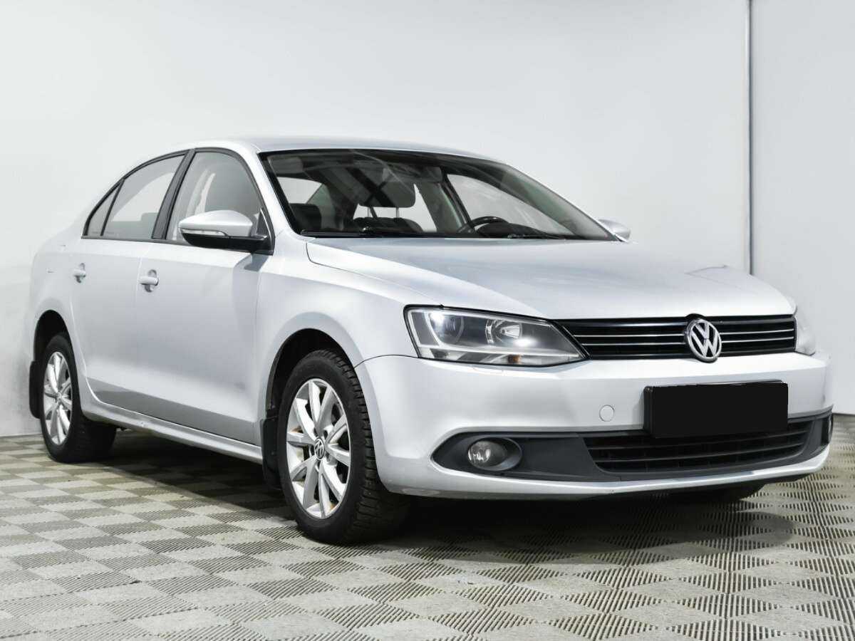 Volkswagen Jetta, 2012 - Фото №2