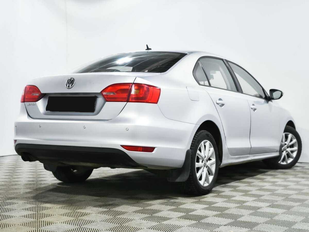 Volkswagen Jetta, 2012 - Фото №3