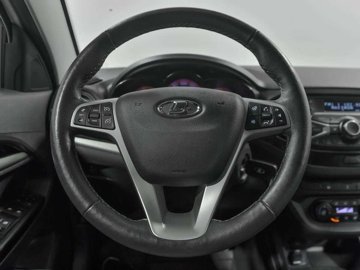 Lada (ВАЗ) Vesta SW, 2020 - Фото №7