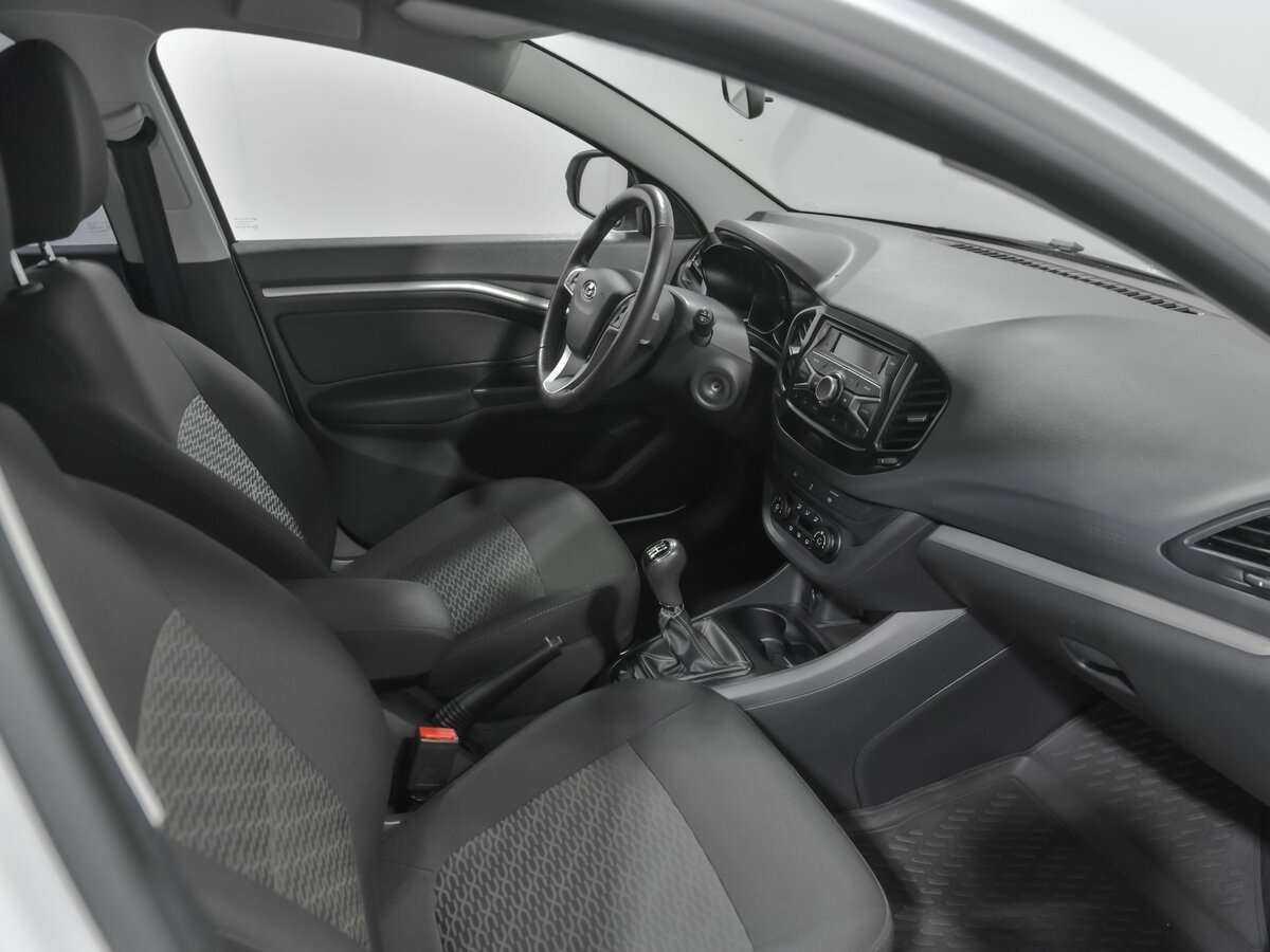 Lada (ВАЗ) Vesta SW, 2020 - Фото №12