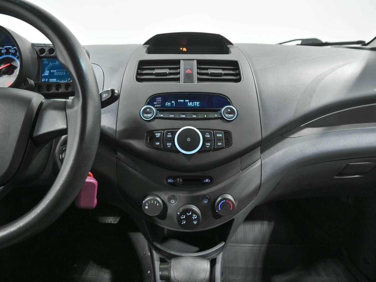 Chevrolet Spark, 2013 - Фото №8