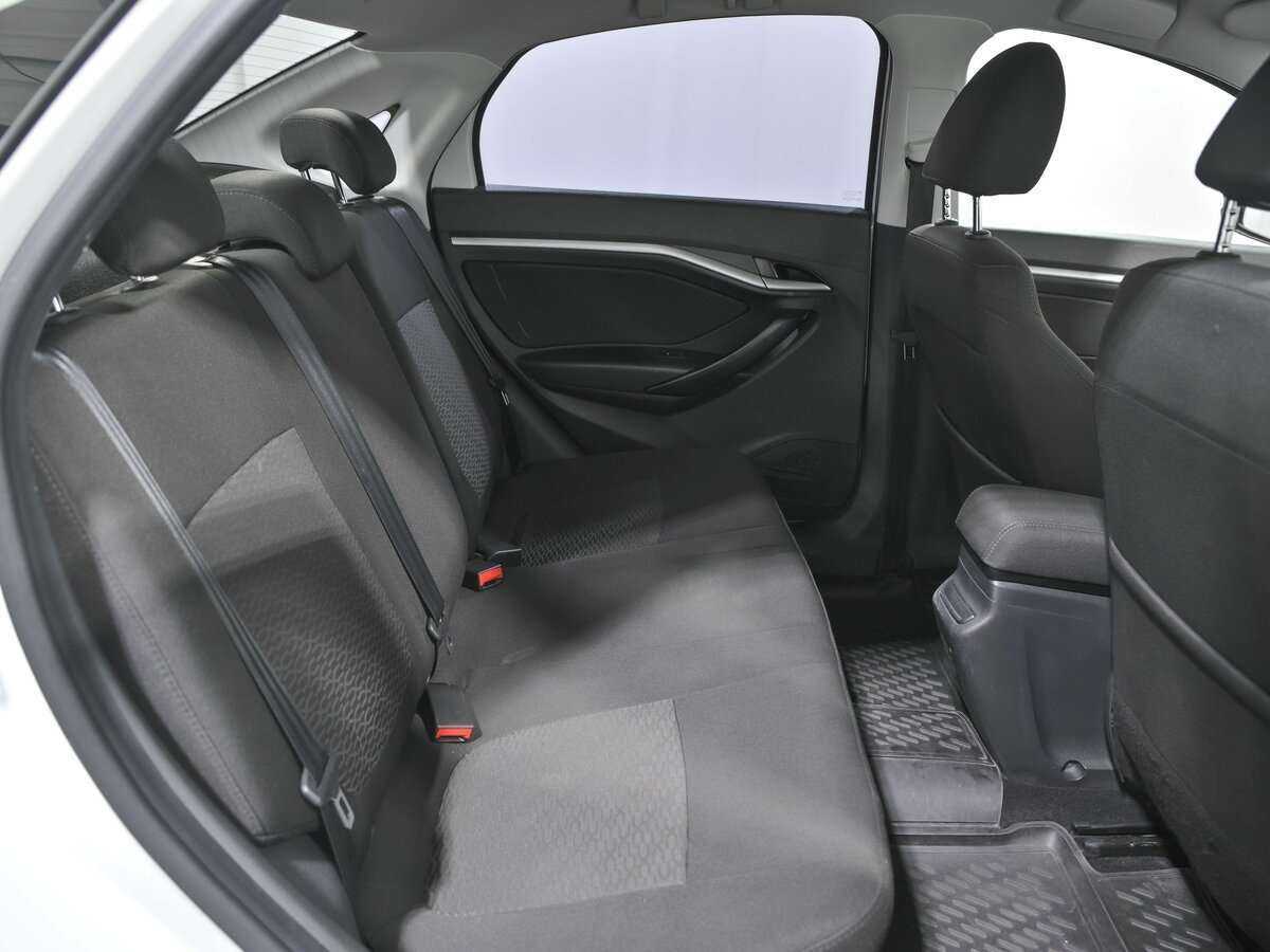 Lada (ВАЗ) Vesta, 2018 - Фото №14