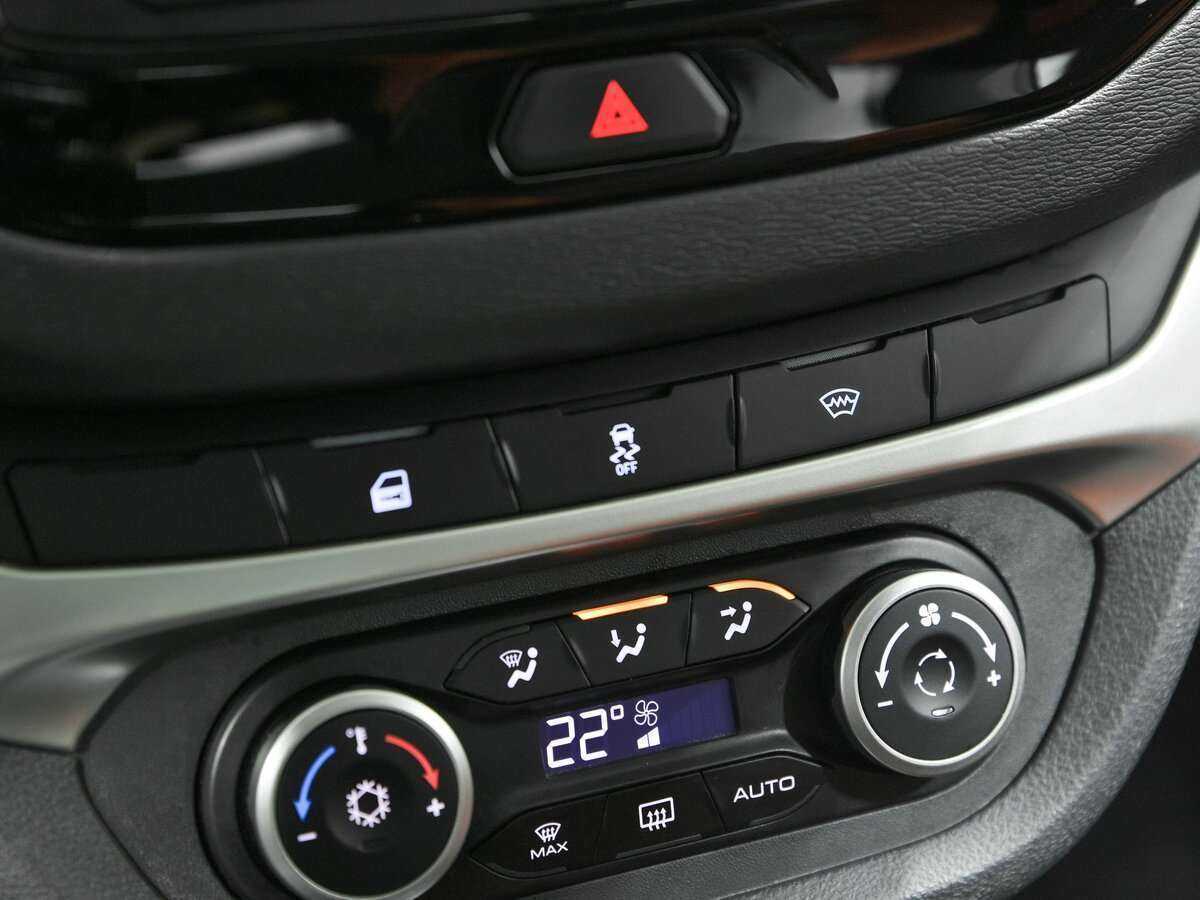 Lada (ВАЗ) Vesta SW Cross, 2021 - Фото №11