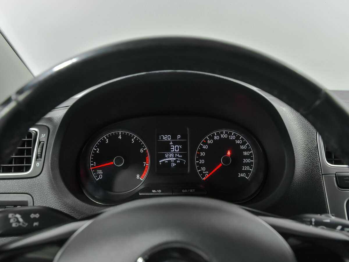 Volkswagen Polo, 2015 - Фото №6