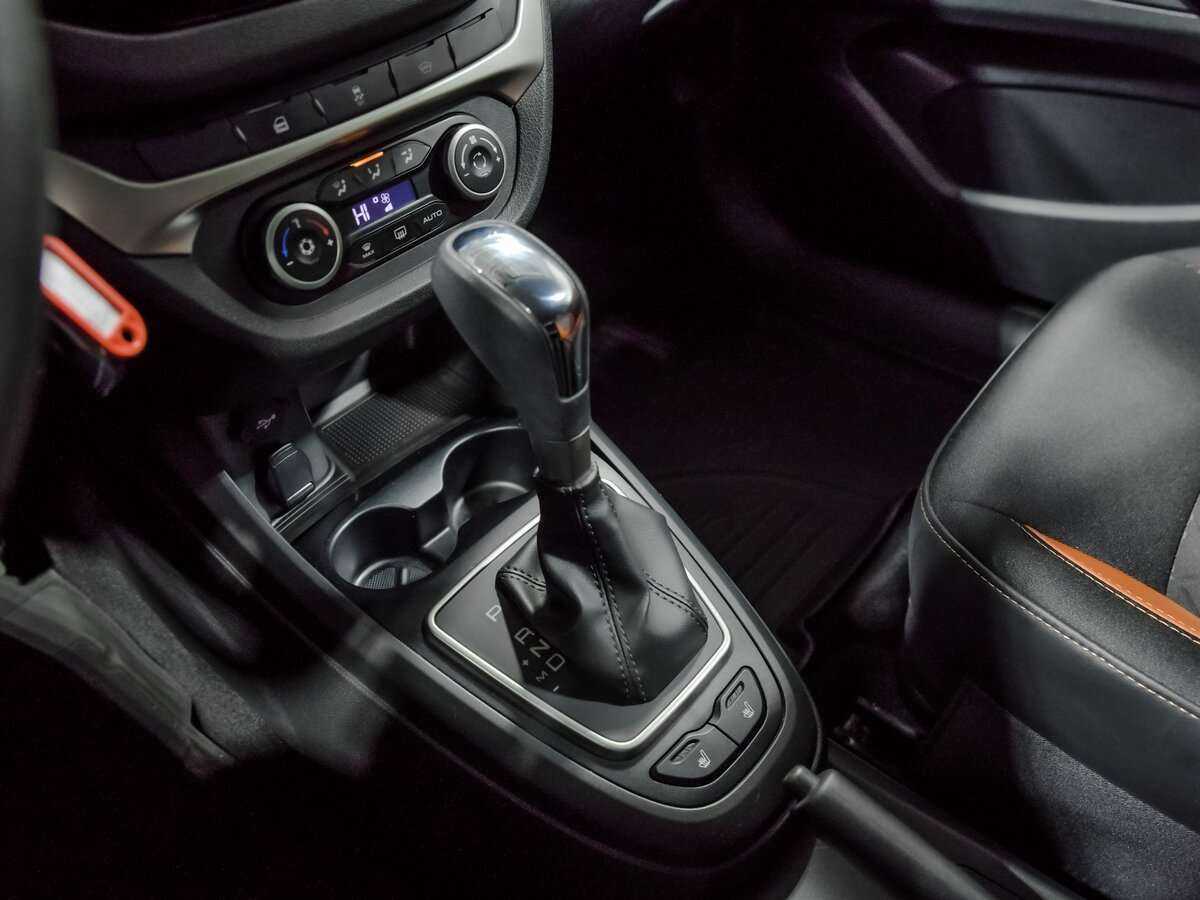 Lada (ВАЗ) Vesta SW Cross, 2020 - Фото №10