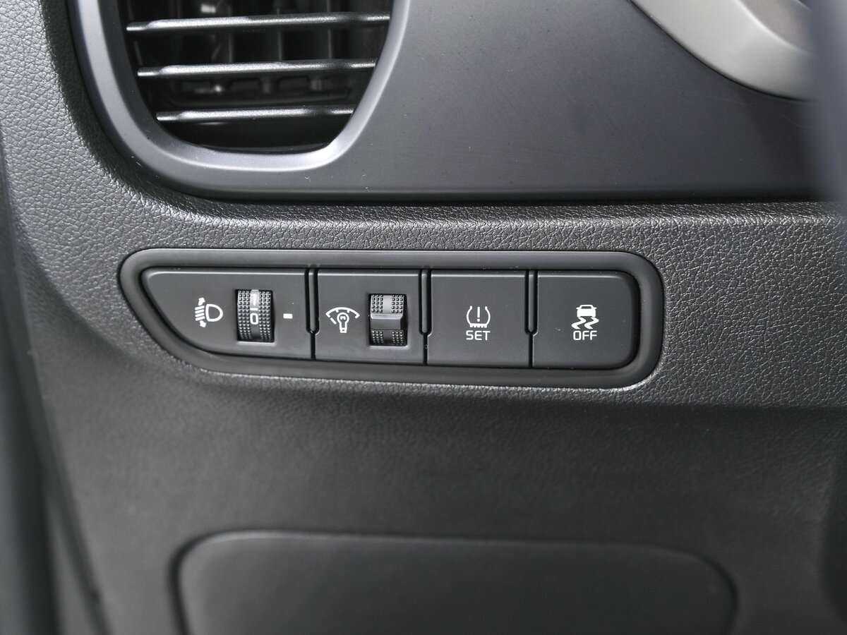 Kia Rio, 2020 - Фото №15