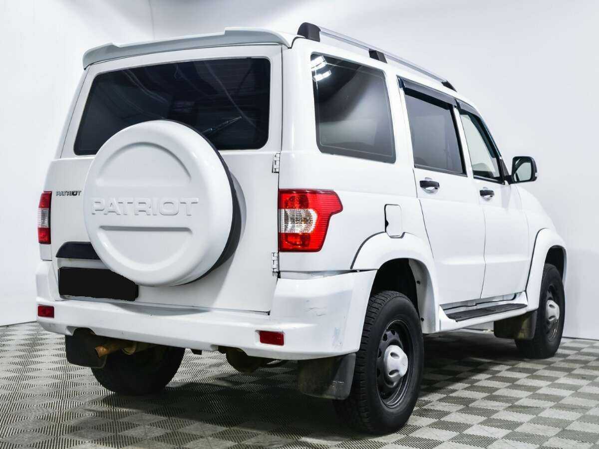 УАЗ Patriot, 2017 - Фото №3