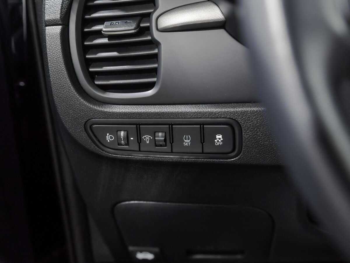 Kia Rio X-Line, 2020 - Фото №13