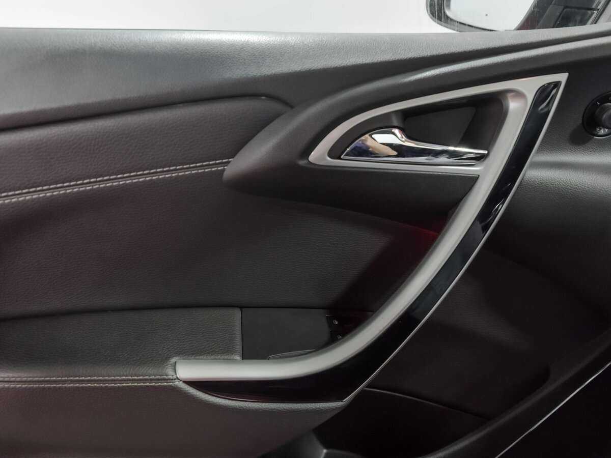 Opel Astra GTC, 2013 - Фото №8