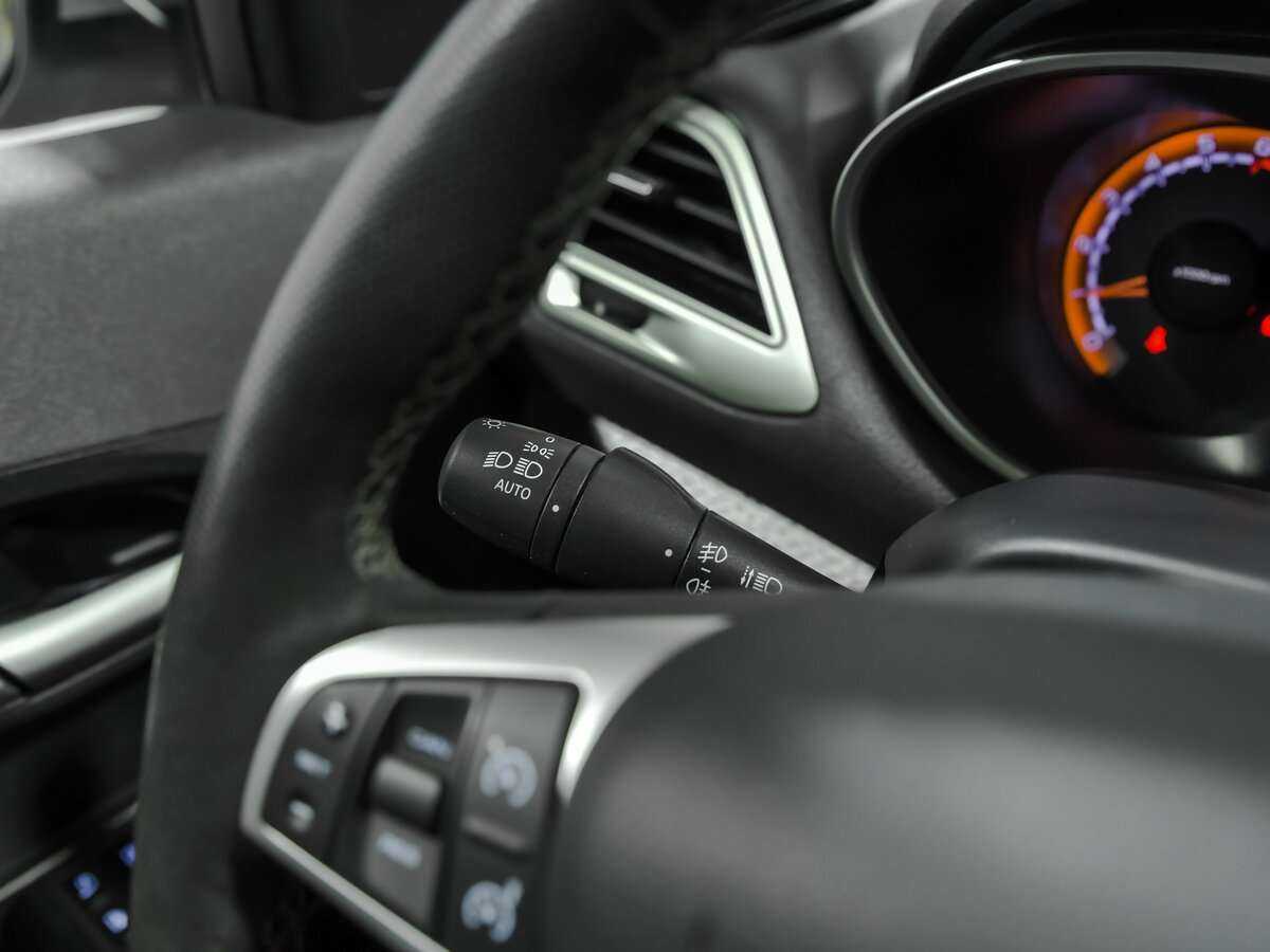 Lada (ВАЗ) Vesta SW, 2021 - Фото №7