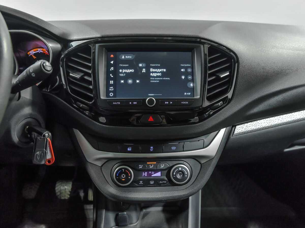 Lada (ВАЗ) Vesta SW, 2021 - Фото №10