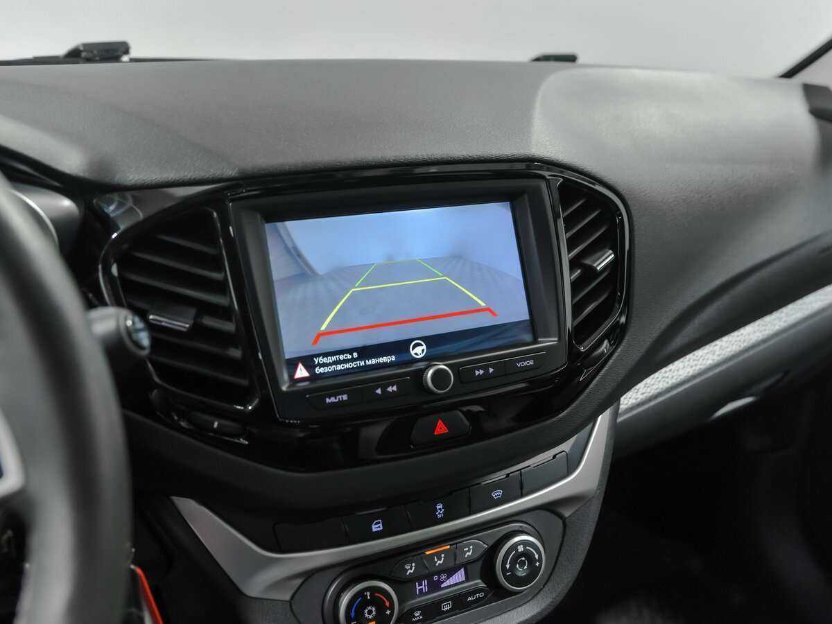 Lada (ВАЗ) Vesta SW, 2021 - Фото №11