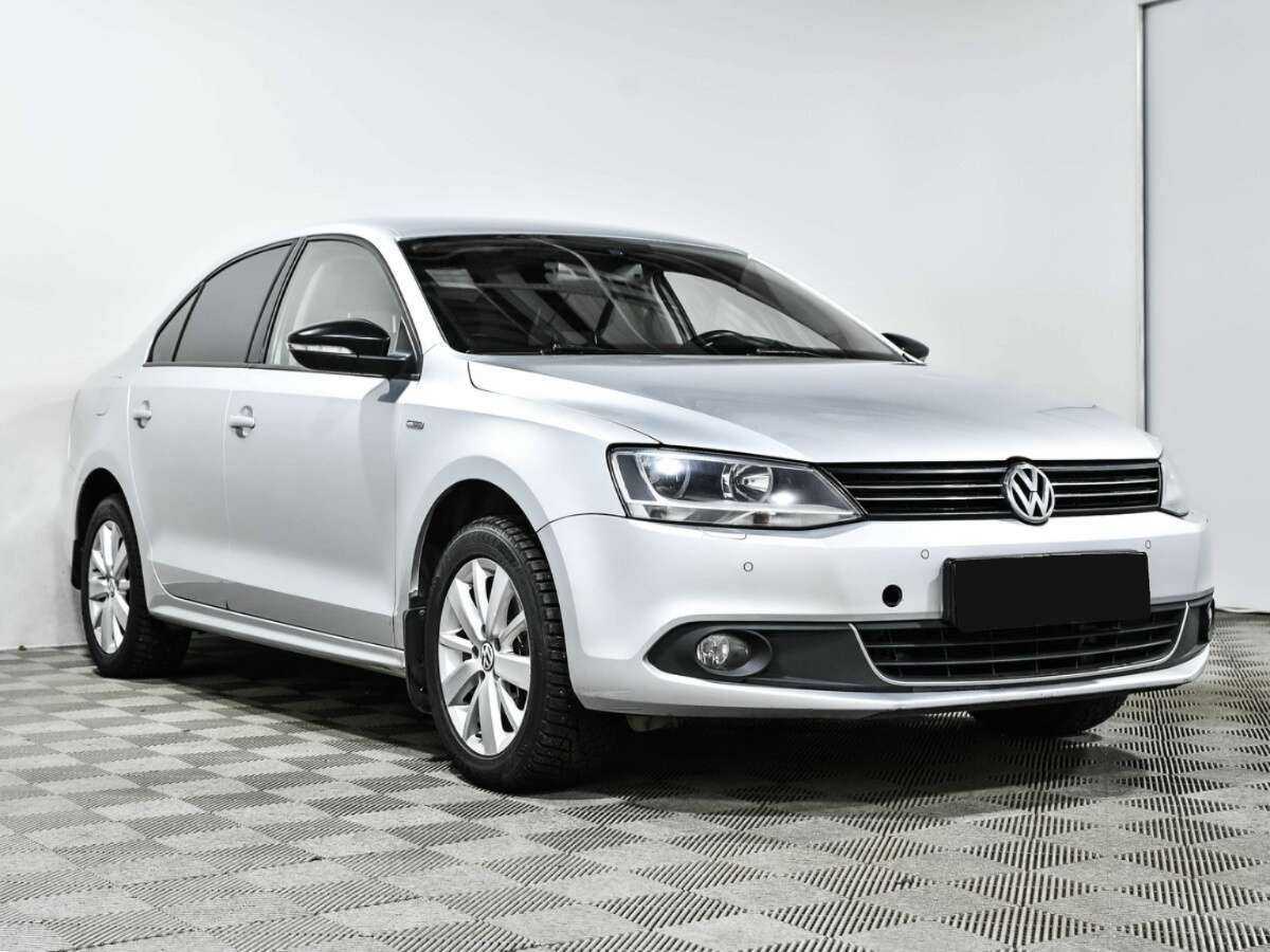 Volkswagen Jetta, 2013 - Фото №2