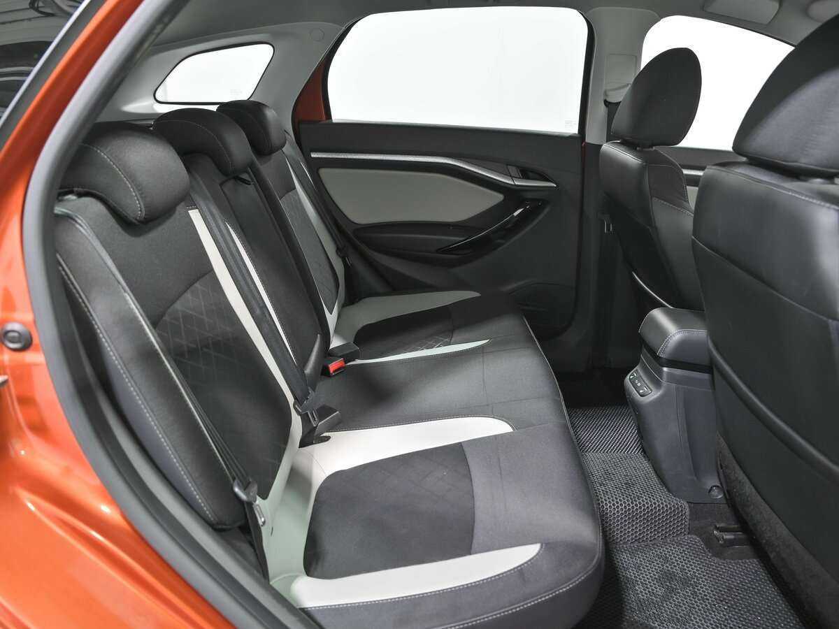 Lada (ВАЗ) Vesta SW Cross, 2019 - Фото №11