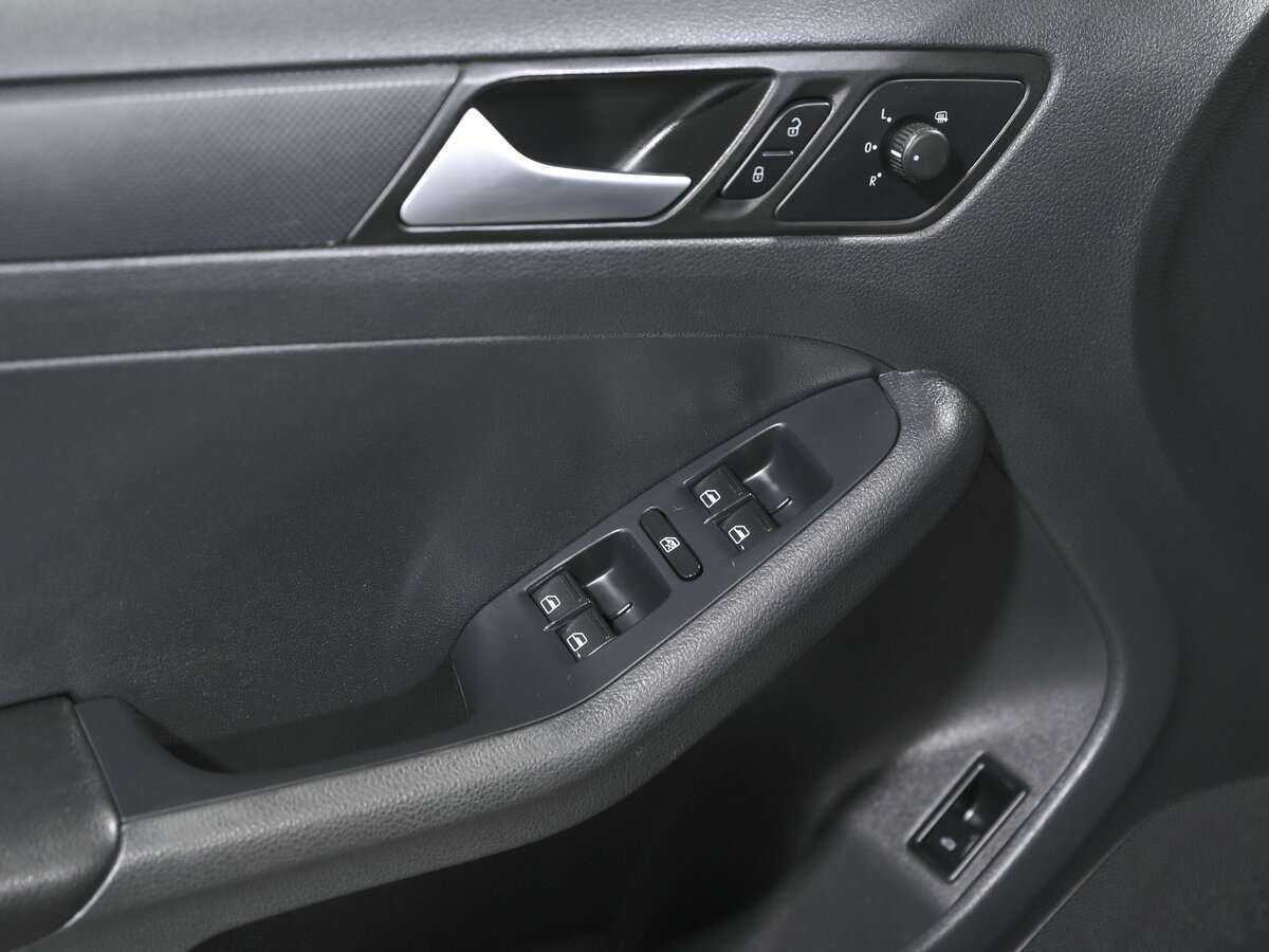 Volkswagen Jetta, 2013 - Фото №11