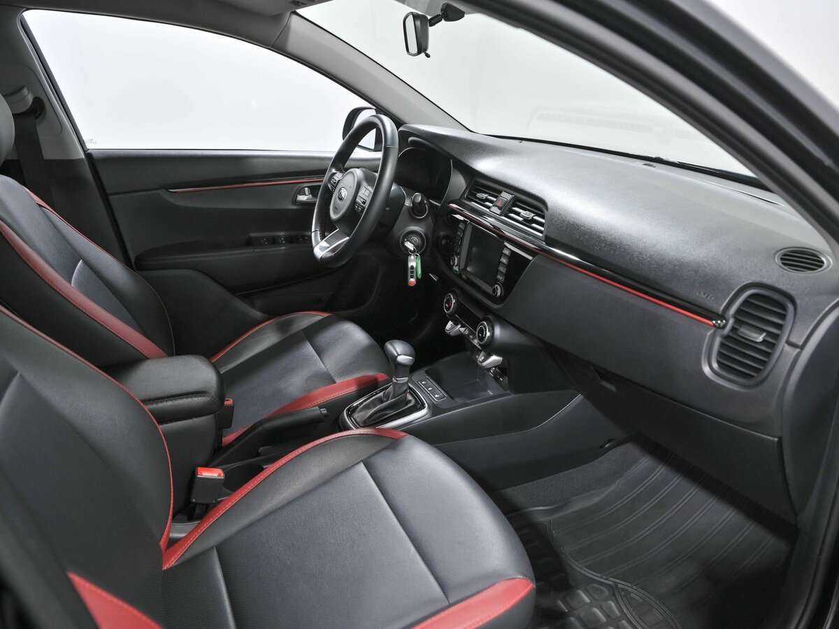 Kia Rio X-Line, 2020 - Фото №6