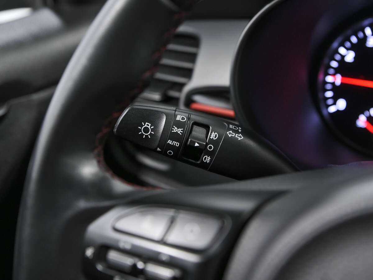 Kia Rio X-Line, 2020 - Фото №9