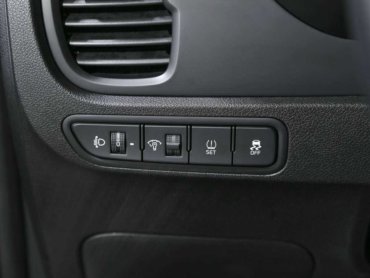 Kia Rio X-Line, 2020 - Фото №14