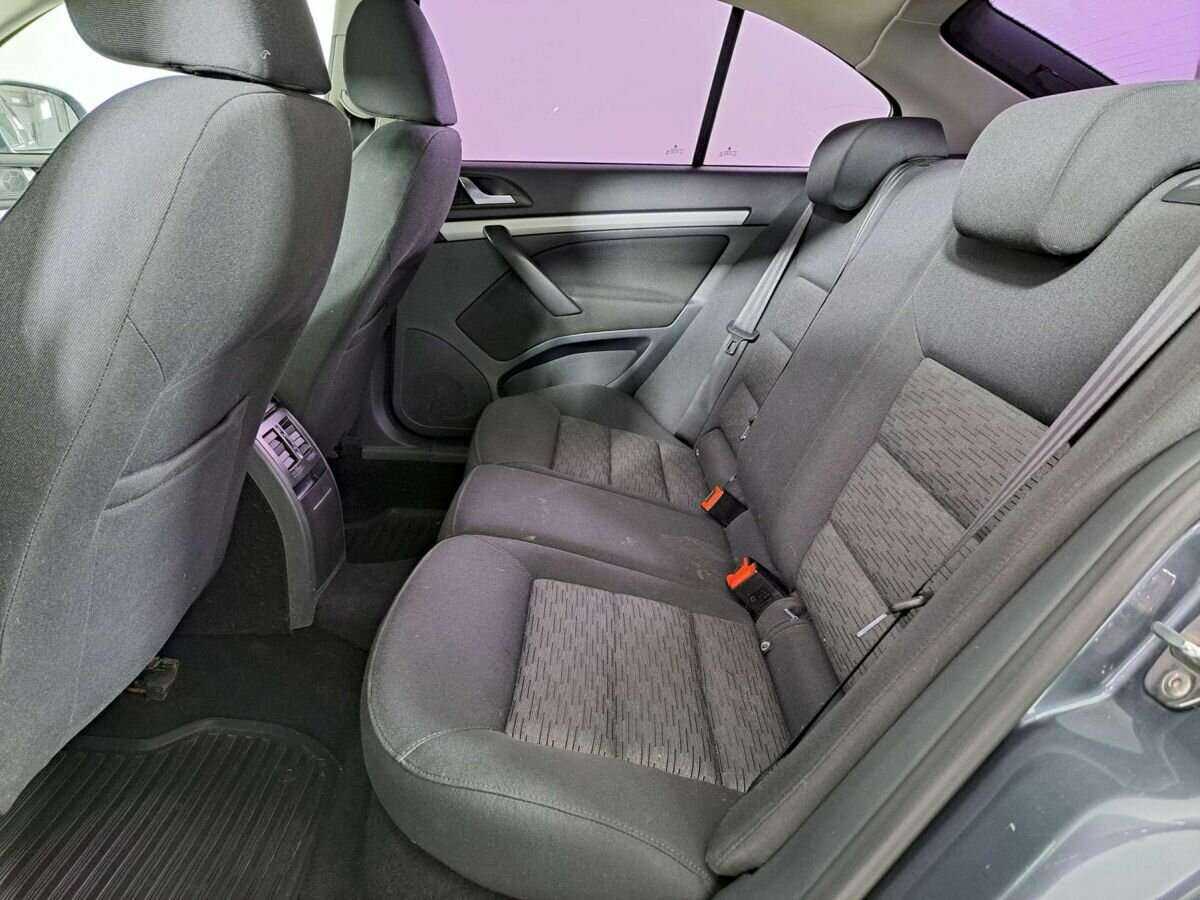 Skoda Octavia, 2012 - Фото №7