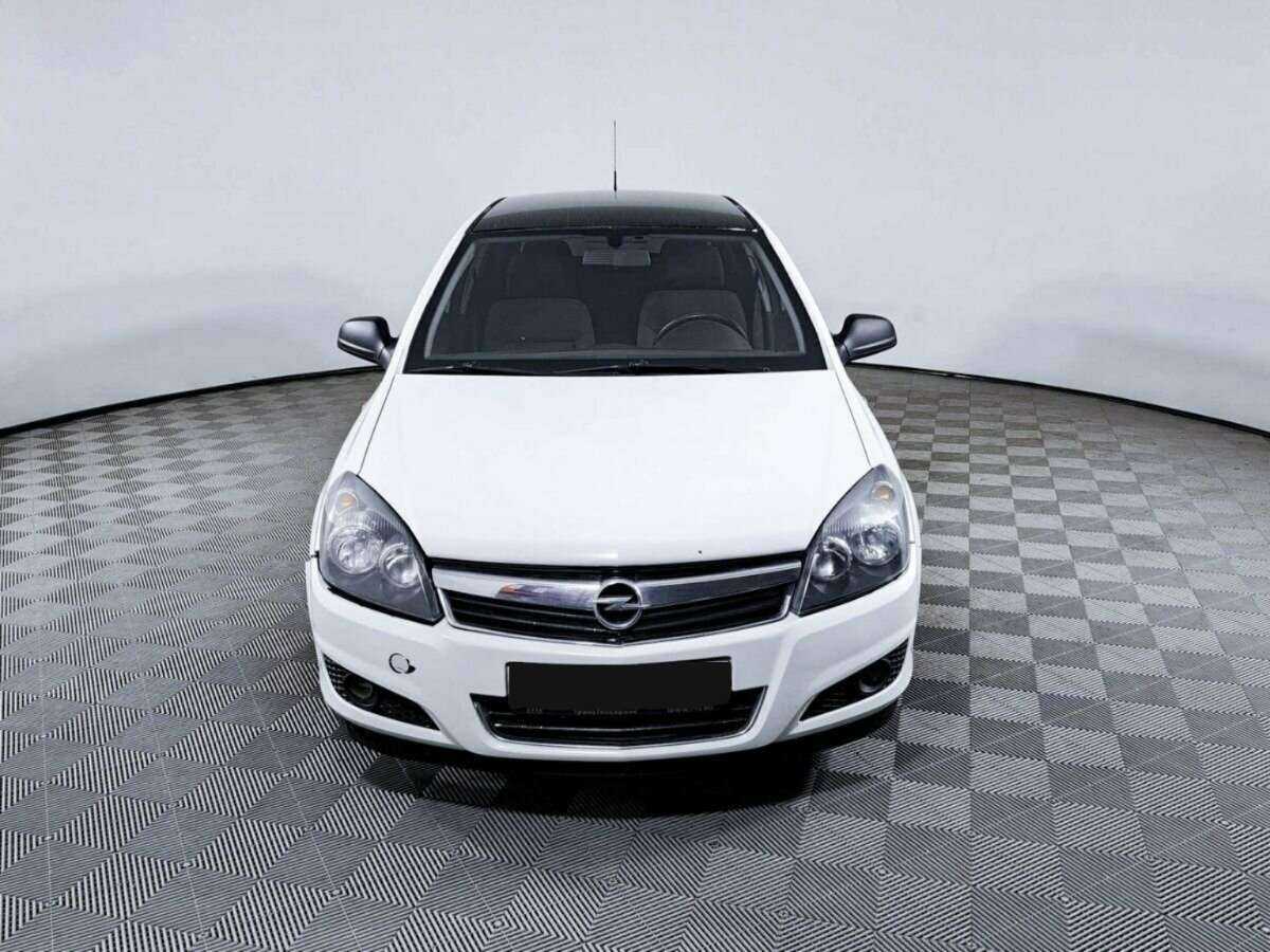 Opel Astra, 2012 - Фото №1