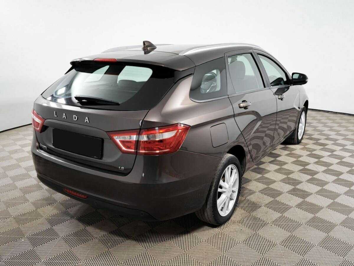 Lada (ВАЗ) Vesta SW, 2019 - Фото №4