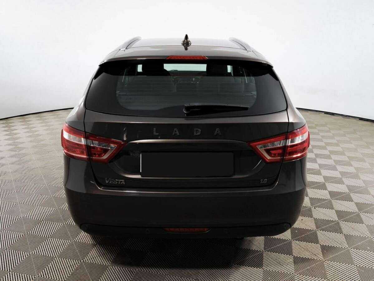 Lada (ВАЗ) Vesta SW, 2019 - Фото №5