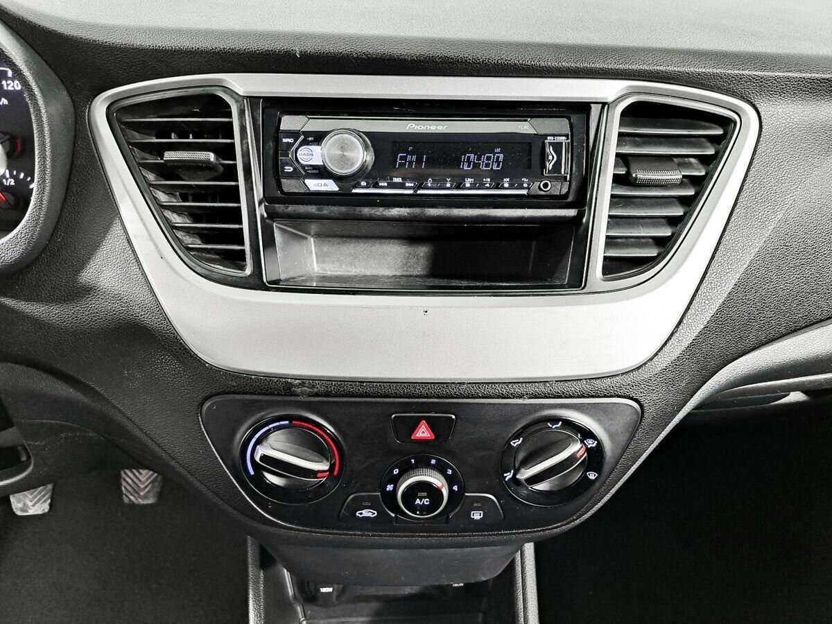 Hyundai Solaris, 2017 - Фото №12