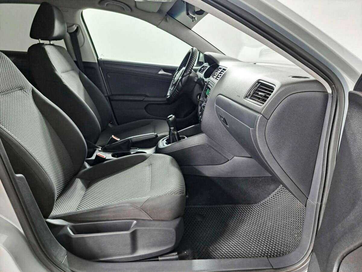 Volkswagen Jetta, 2014 - Фото №10