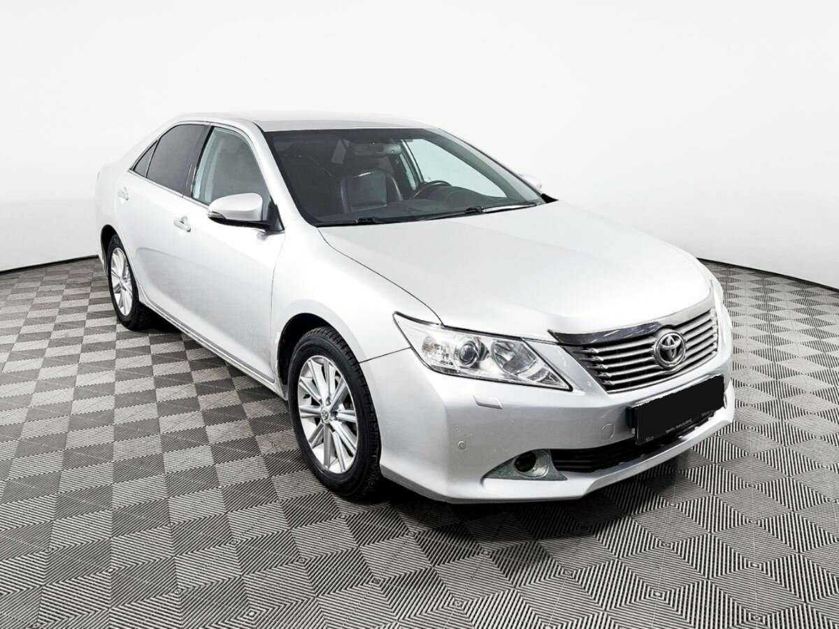 Toyota Camry, 2014 - Фото №2