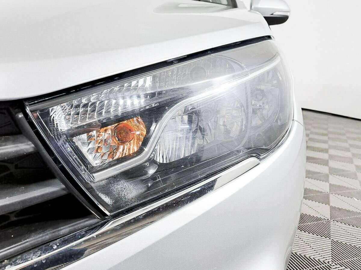 Lada (ВАЗ) Vesta SW, 2019 - Фото №16