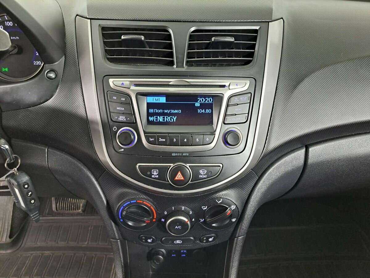 Hyundai Solaris, 2014 - Фото №12