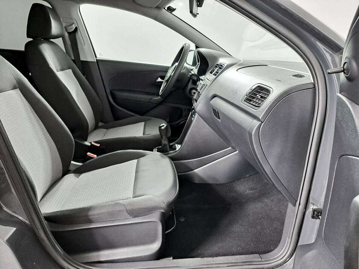 Volkswagen Polo, 2014 - Фото №7