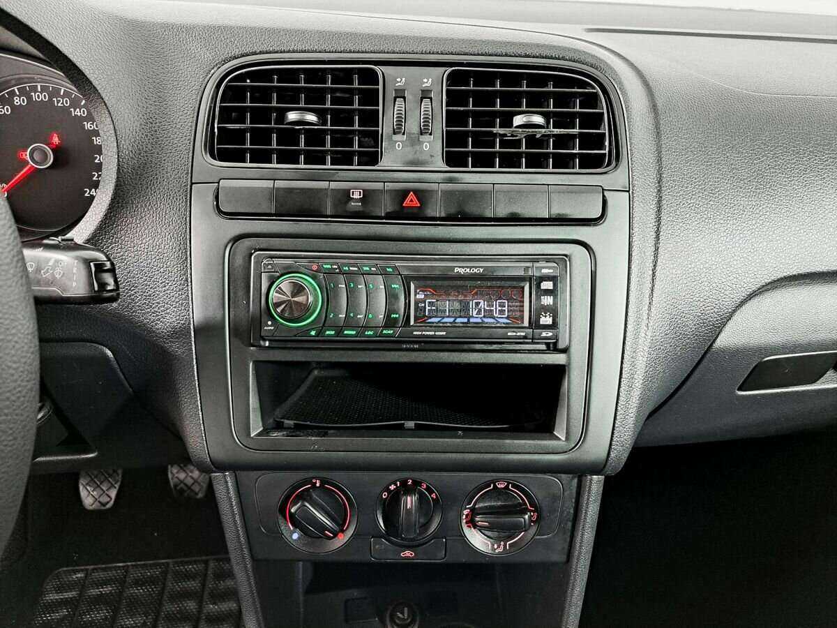 Volkswagen Polo, 2014 - Фото №11