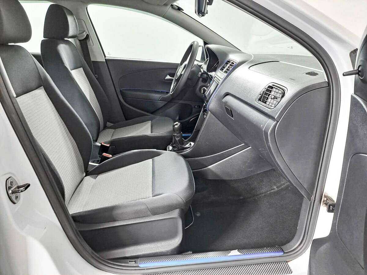 Volkswagen Polo, 2014 - Фото №6