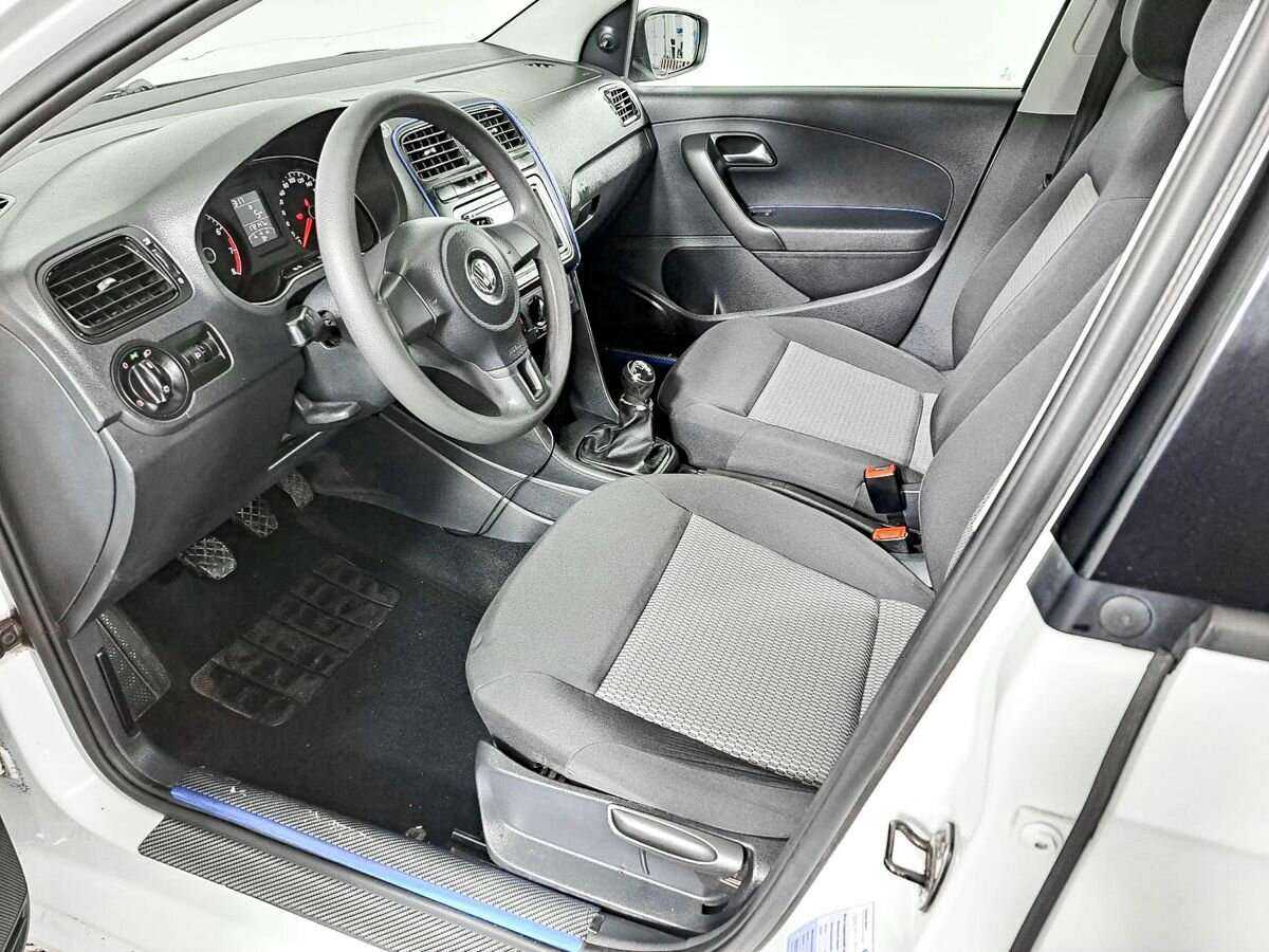 Volkswagen Polo, 2014 - Фото №10