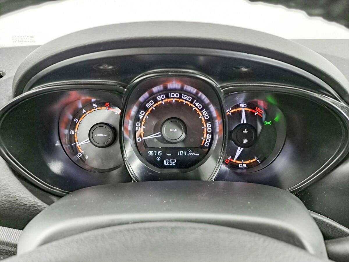 Lada (ВАЗ) Vesta, 2020 - Фото №11