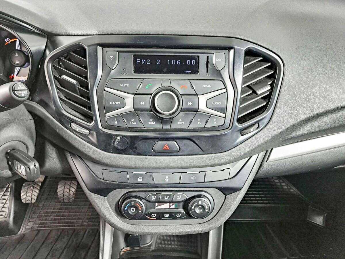 Lada (ВАЗ) Vesta, 2020 - Фото №13