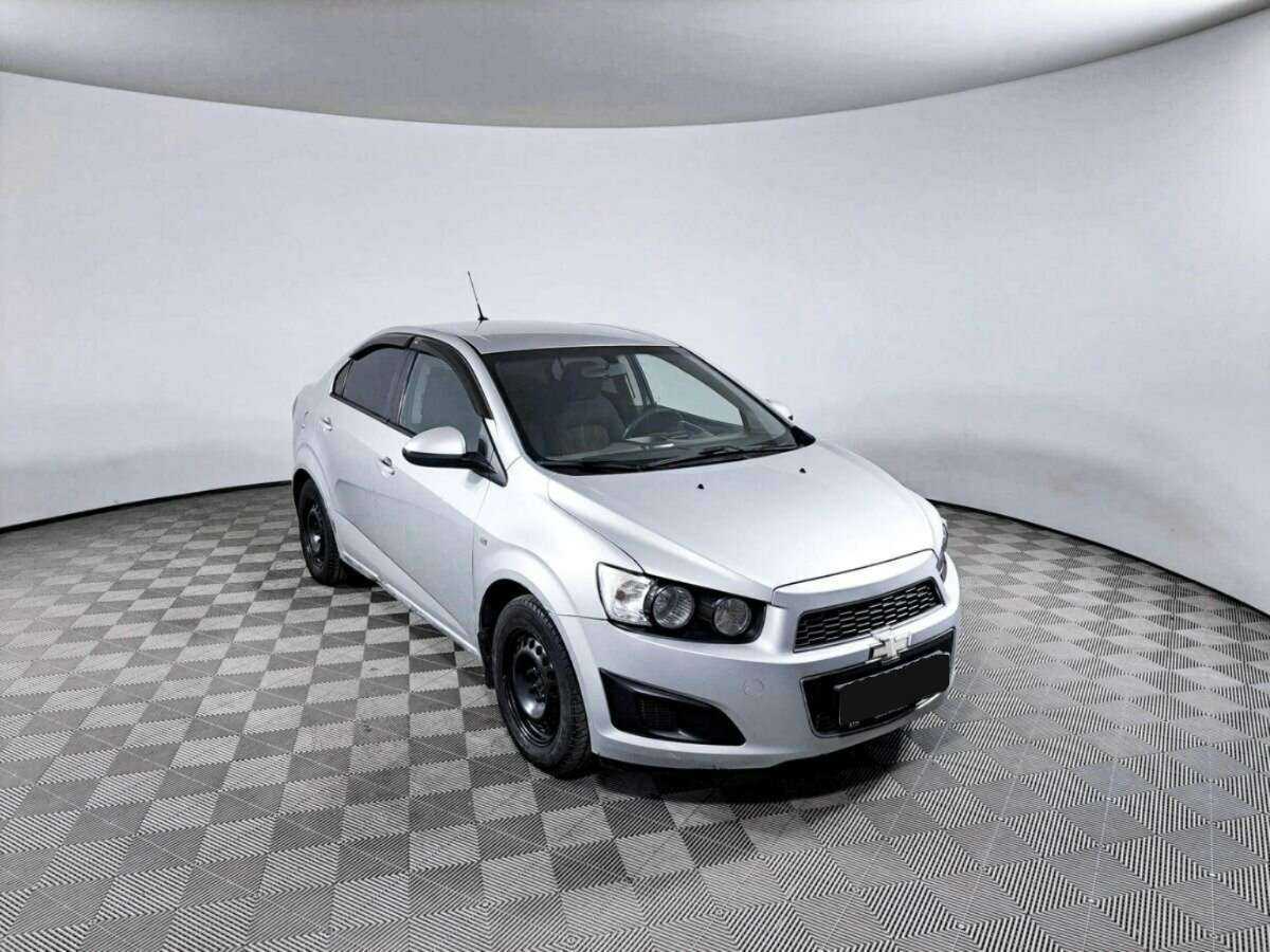 Chevrolet Aveo, 2012 - Фото №2