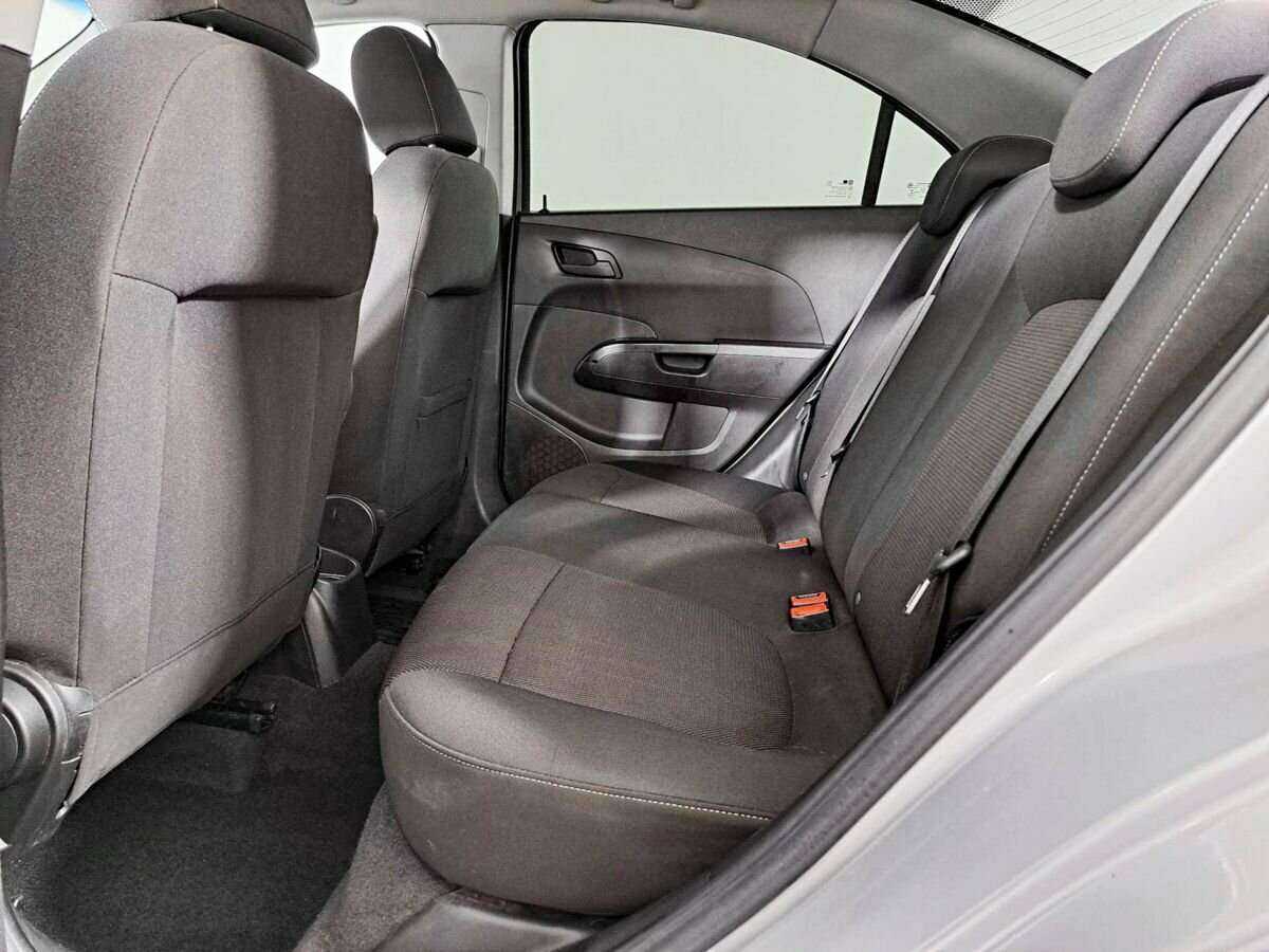 Chevrolet Aveo, 2012 - Фото №9
