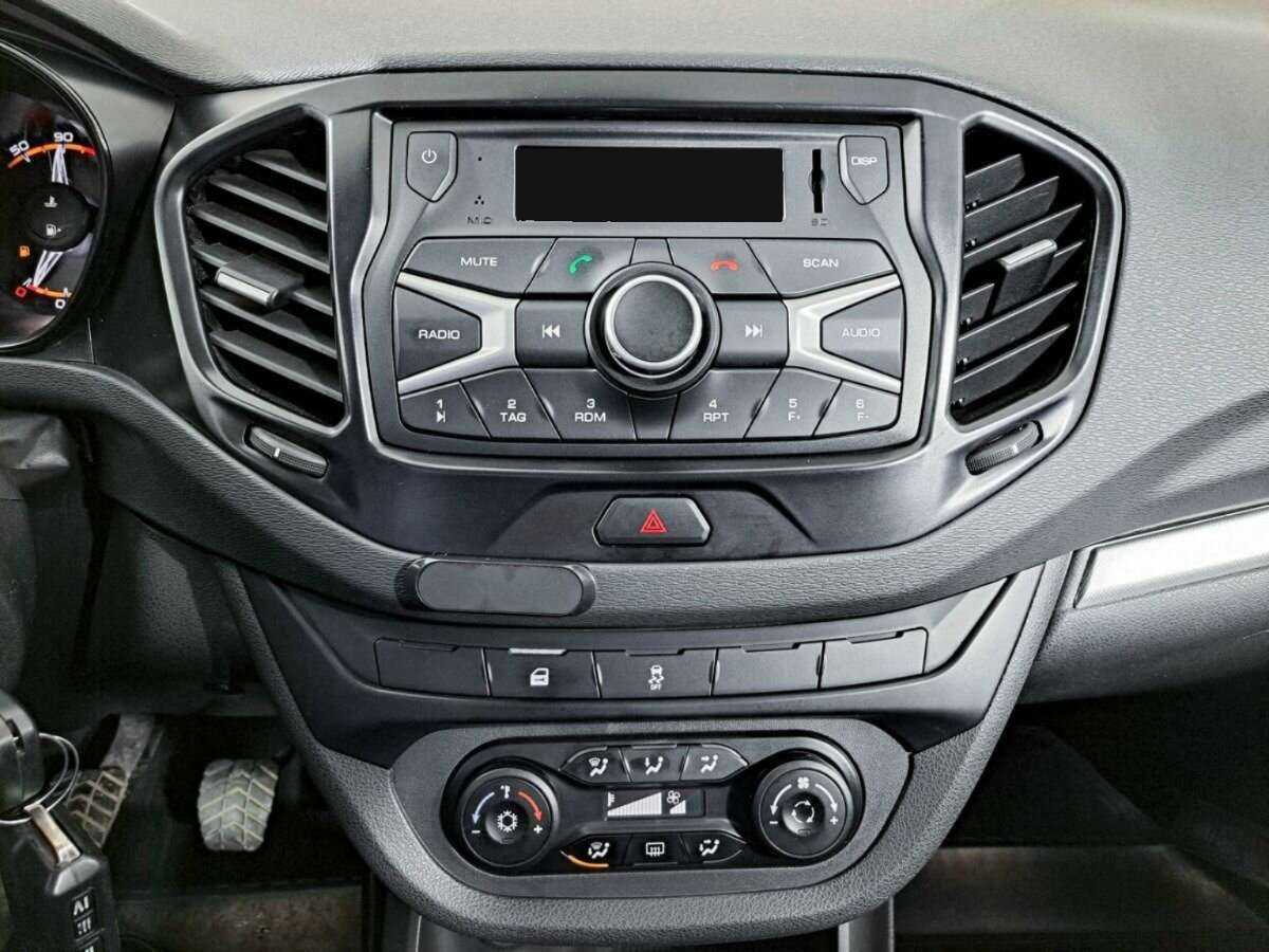 Lada (ВАЗ) Vesta, 2020 - Фото №14