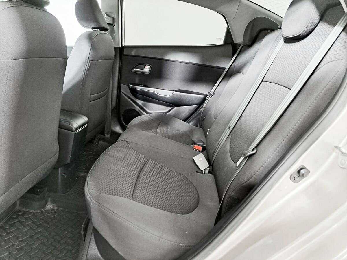 Kia Rio 5-speed, 2013 - Фото №9