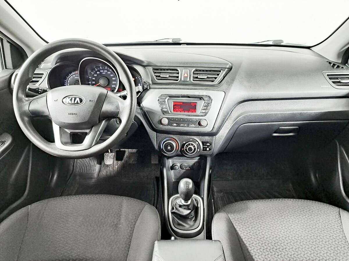 Kia Rio 5-speed, 2013 - Фото №11