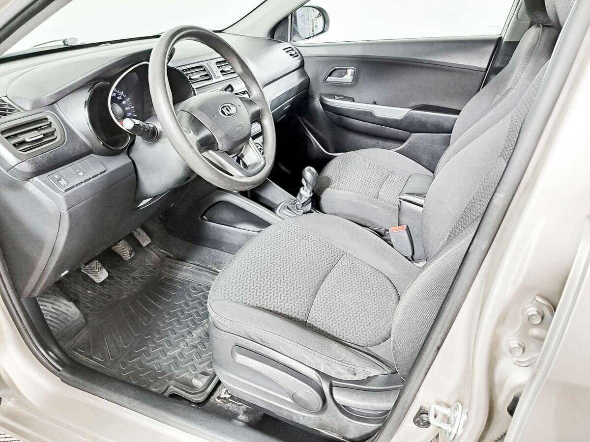 Kia Rio 5-speed, 2013 - Фото №13